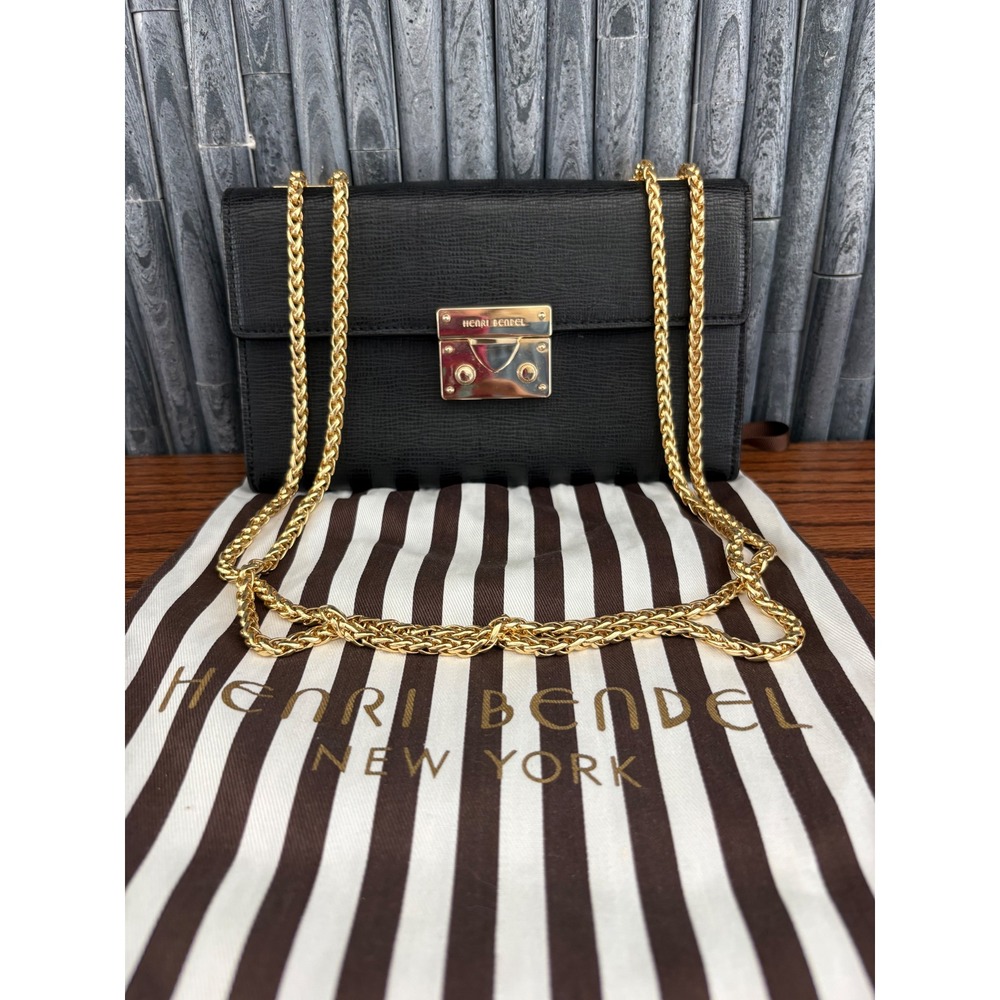 Henri Bendel Black Saffiano Leather Chain Crossbody Bag Gold Hardware Dust Bag - Picture 1 of 8